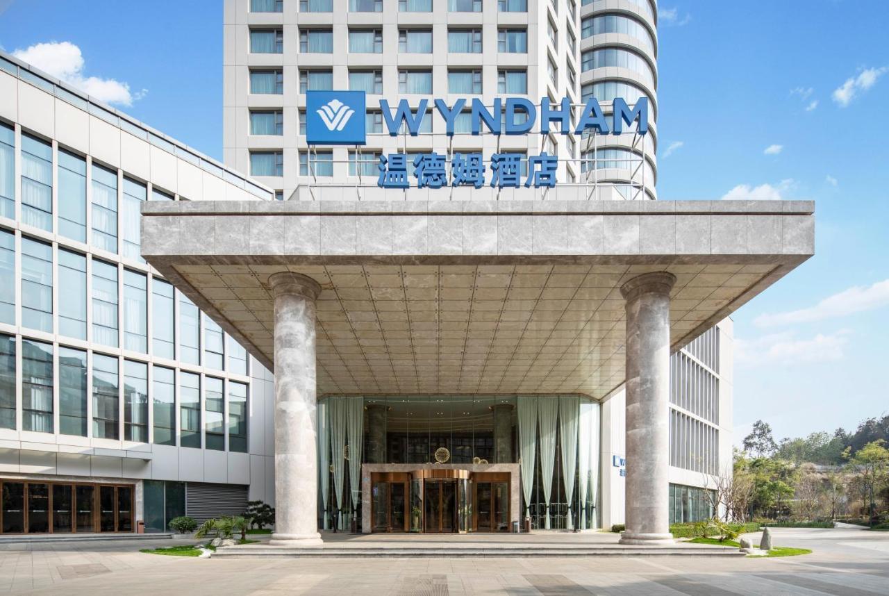 Kunming Huiyue Wyndham Hotel Buitenkant foto