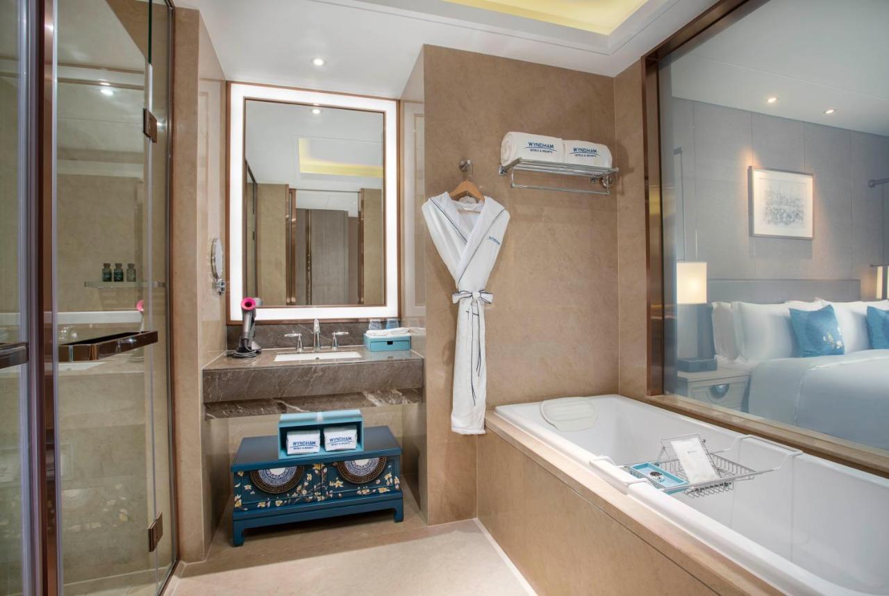 Kunming Huiyue Wyndham Hotel Buitenkant foto