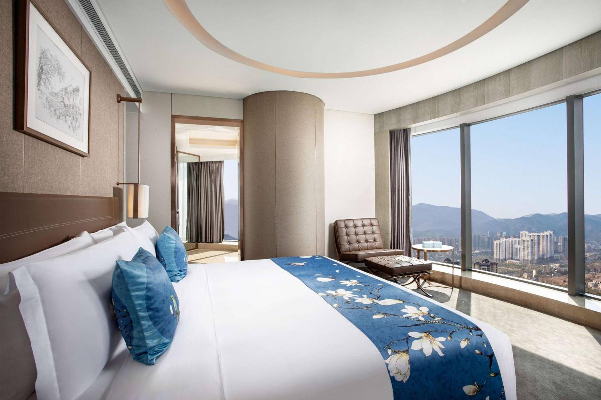 Kunming Huiyue Wyndham Hotel Buitenkant foto