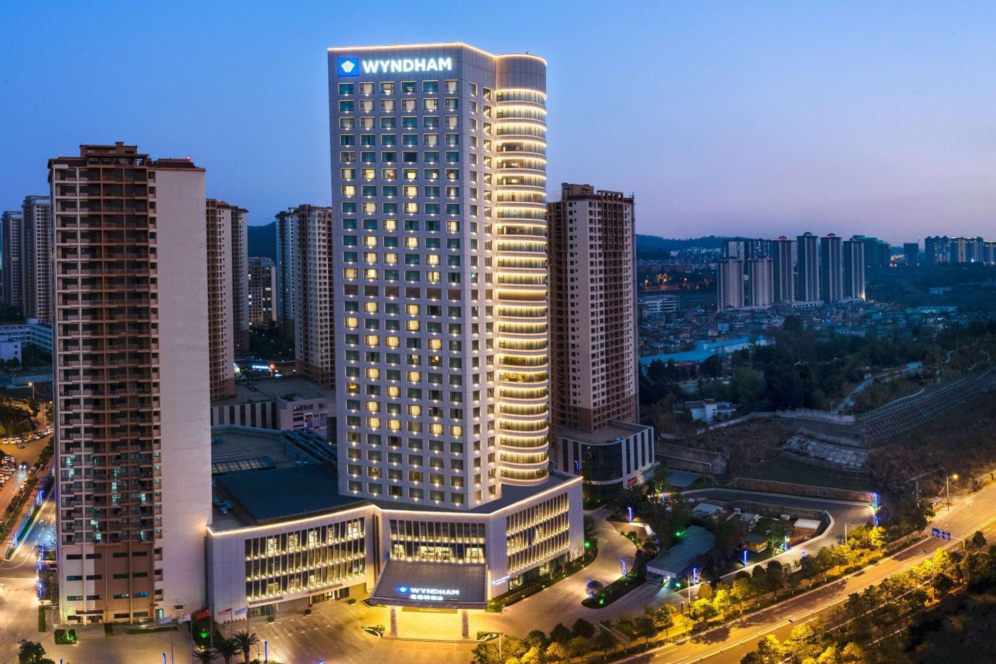 Kunming Huiyue Wyndham Hotel Buitenkant foto