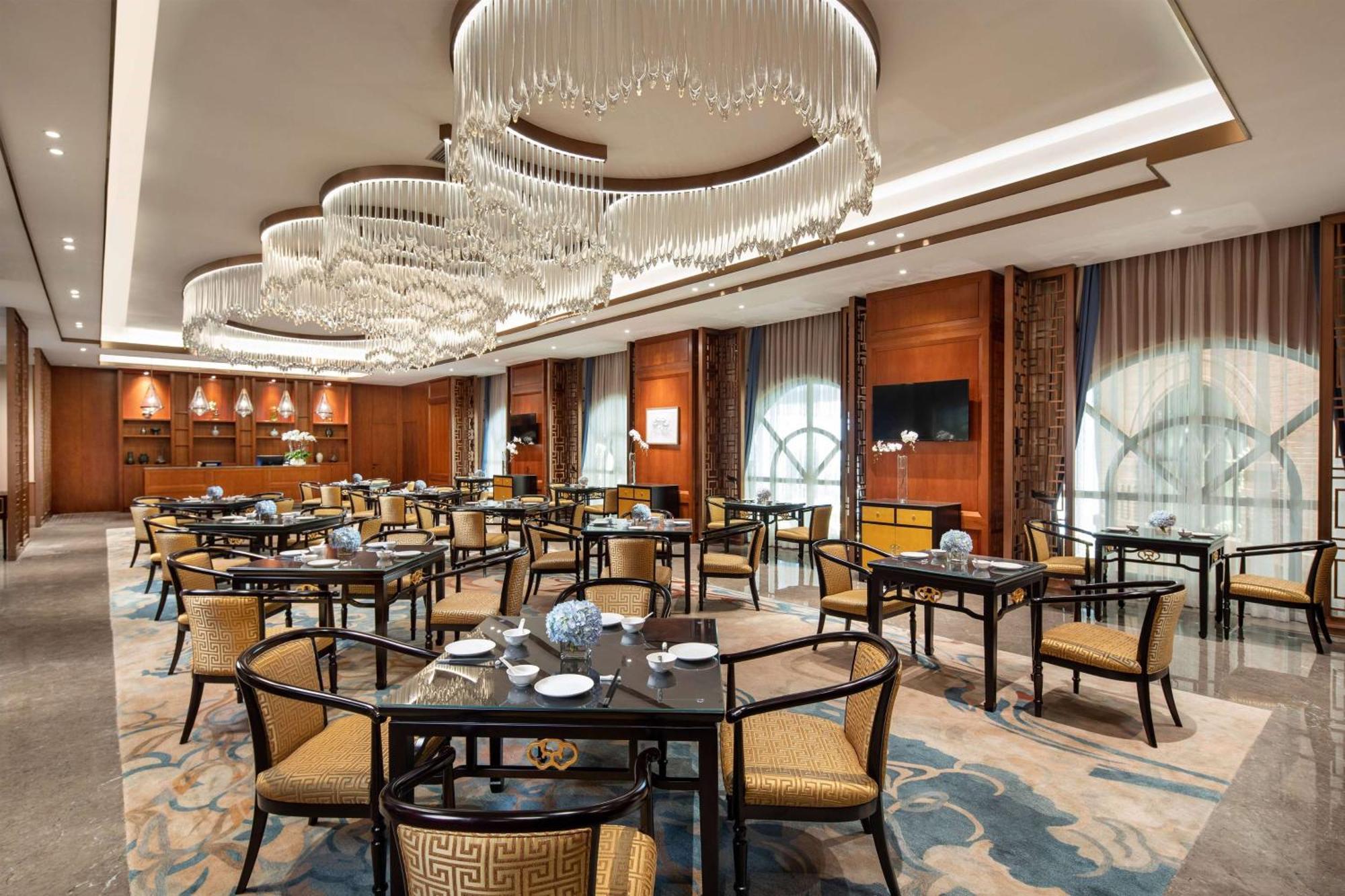 Kunming Huiyue Wyndham Hotel Buitenkant foto