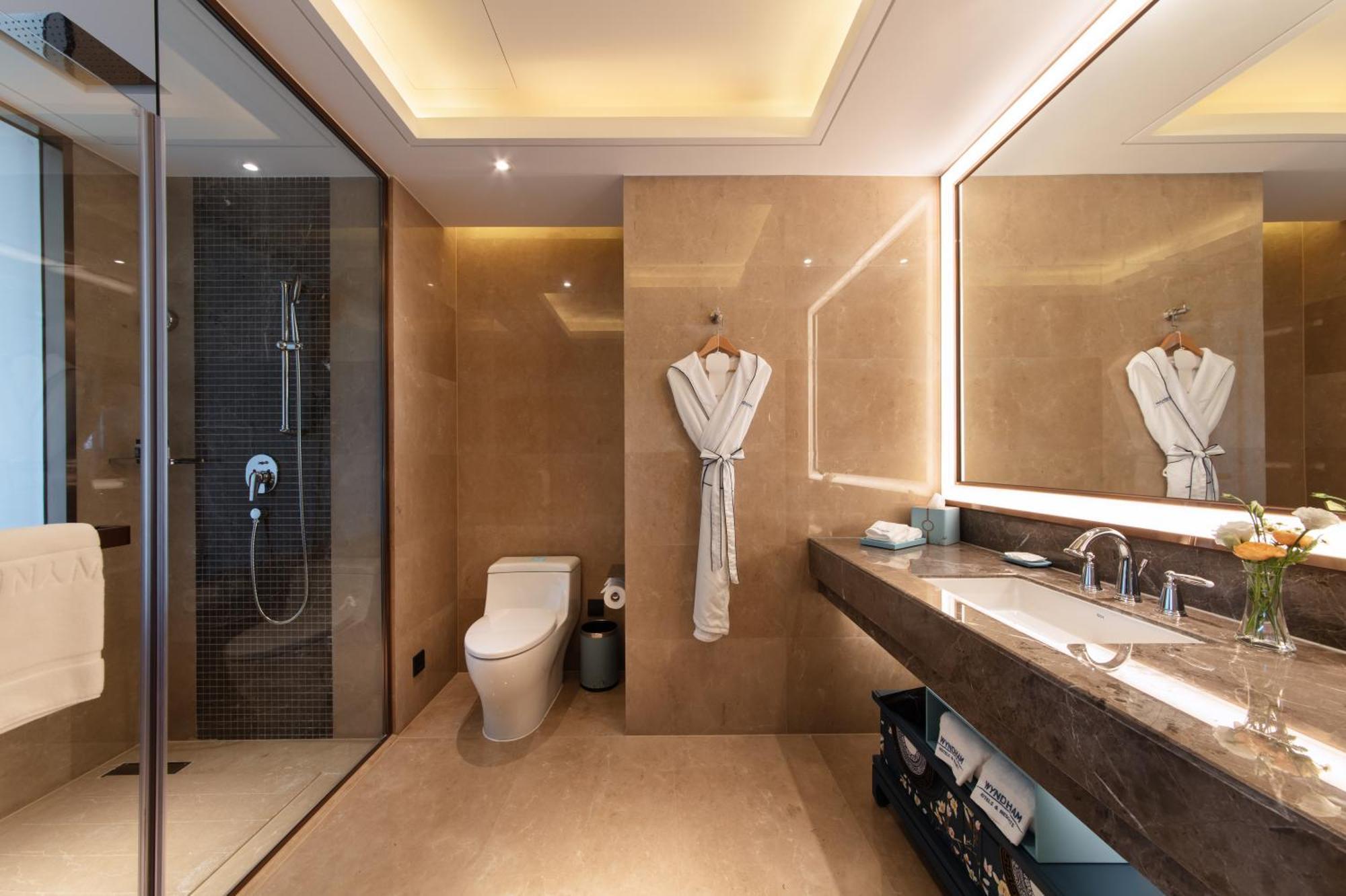 Kunming Huiyue Wyndham Hotel Buitenkant foto