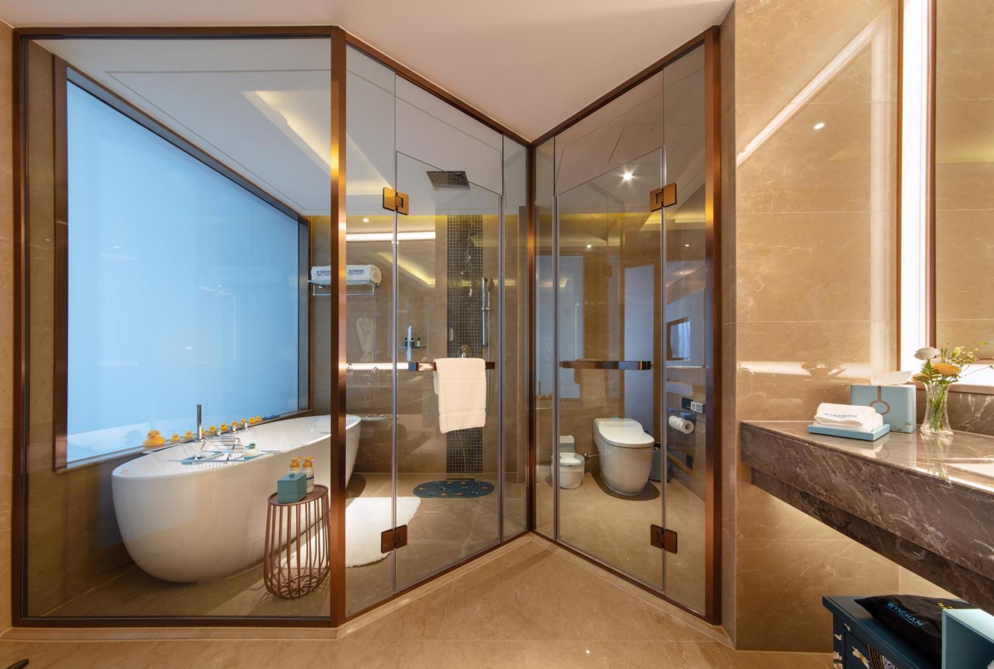 Kunming Huiyue Wyndham Hotel Buitenkant foto